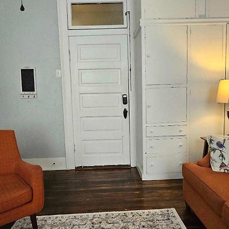 Apartmán Mins From Downtown & Dining, Dauphin Darling 2 Mobile Exteriér fotografie